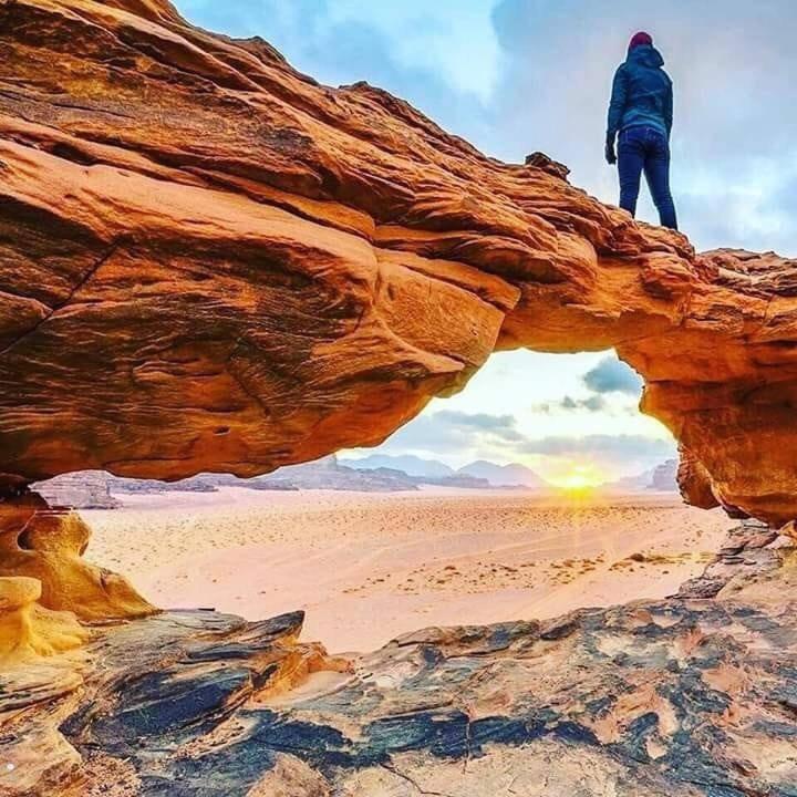 Moon City With Sunset Tour Wadi Rum Exterior foto